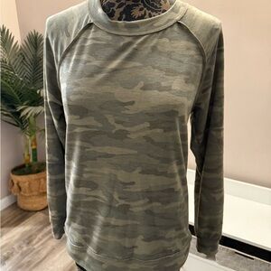 Caslon Camo Green Sweatshirt